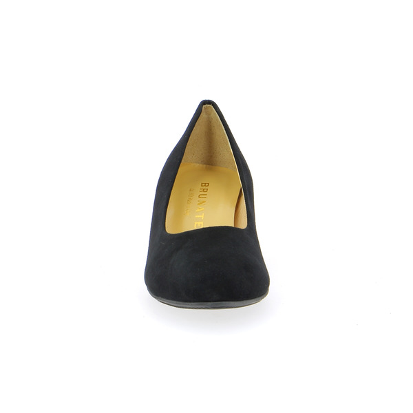 Brunate Pumps