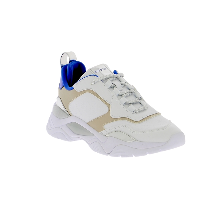 Guess sneakers wit wit