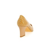 Voltan Pumps camel