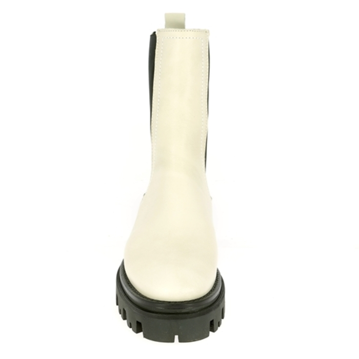 Alpe boots milk