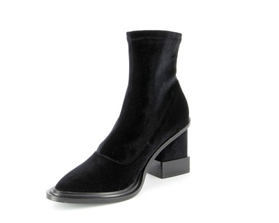 Kat Maconie Boots