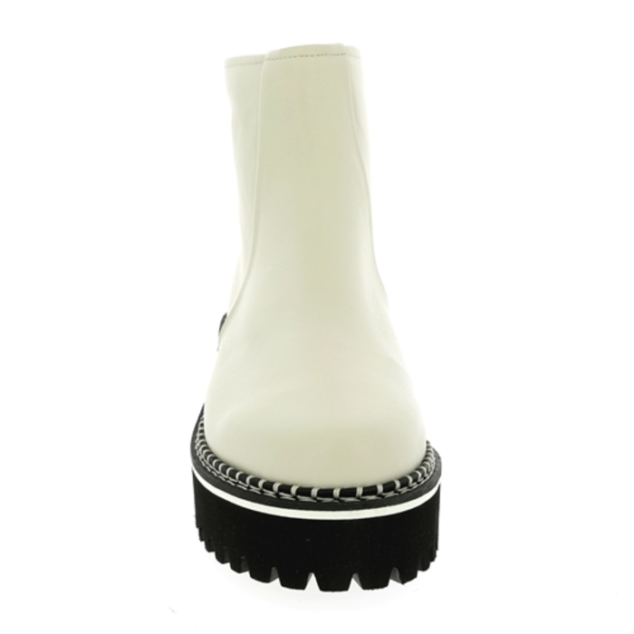 J'hay boots milk