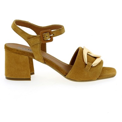 Carmens Sandalen cognac