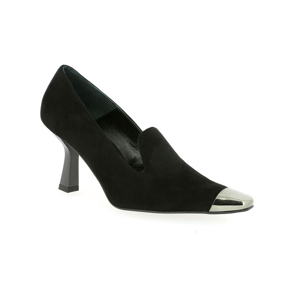 Zinda Pumps