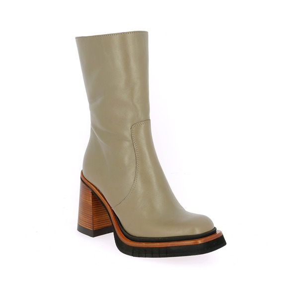 Zinda Boots