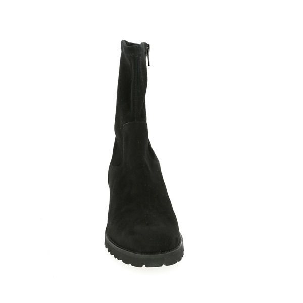 Brunate Boots