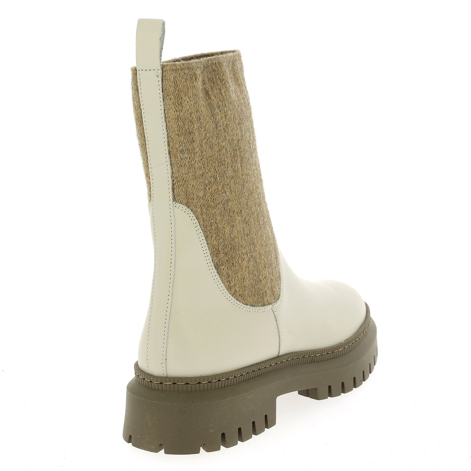Zoom Dlsport boots milk