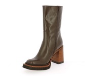Boots Zinda bruin