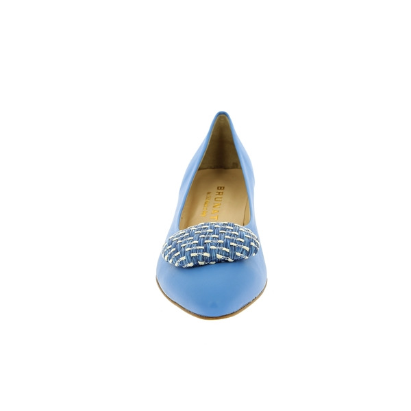 Brunate Pumps