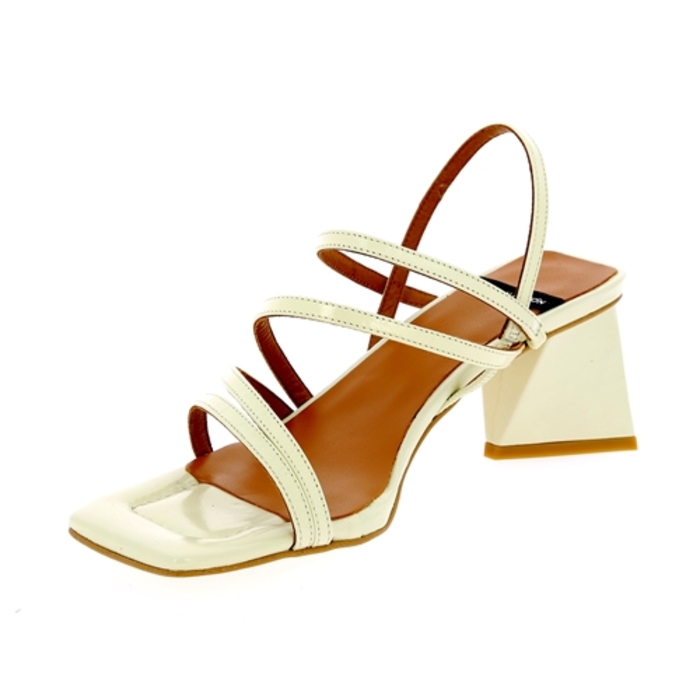 Angel Alarcon sandalen milk milk