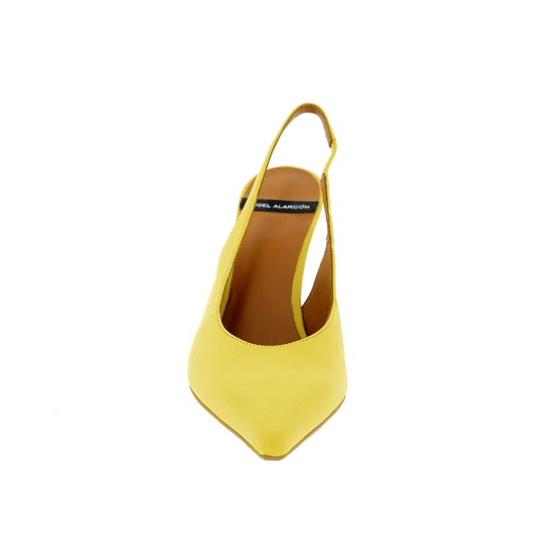 Angel Alarcon Pumps