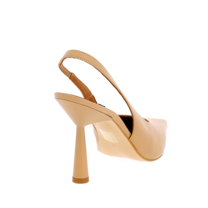 Angel Alarcon pumps naturel naturel