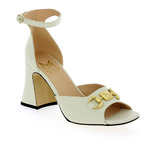 Marian Sandalen