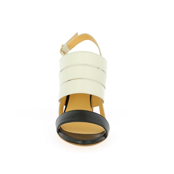Atelier Content Sandalen