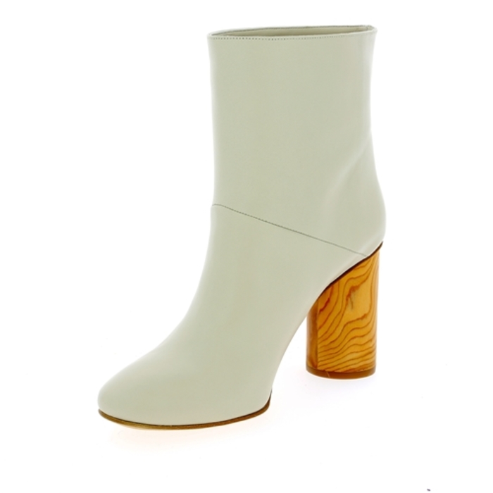 Atelier Content boots milk