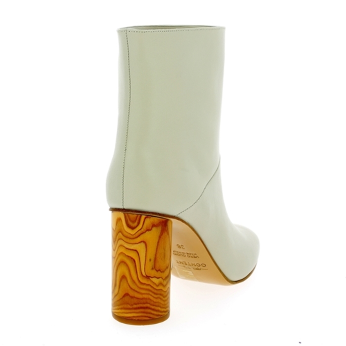 Atelier Content boots milk