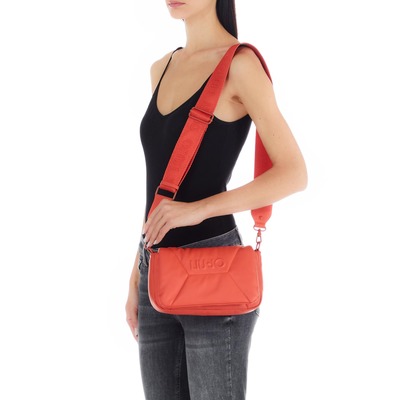 Liu Jo Cross-over camel