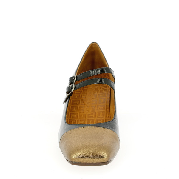 Chie Mihara Pumps