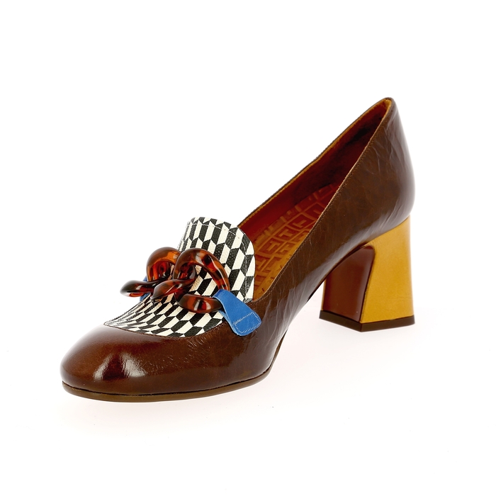 Chie Mihara décolletés brun brun