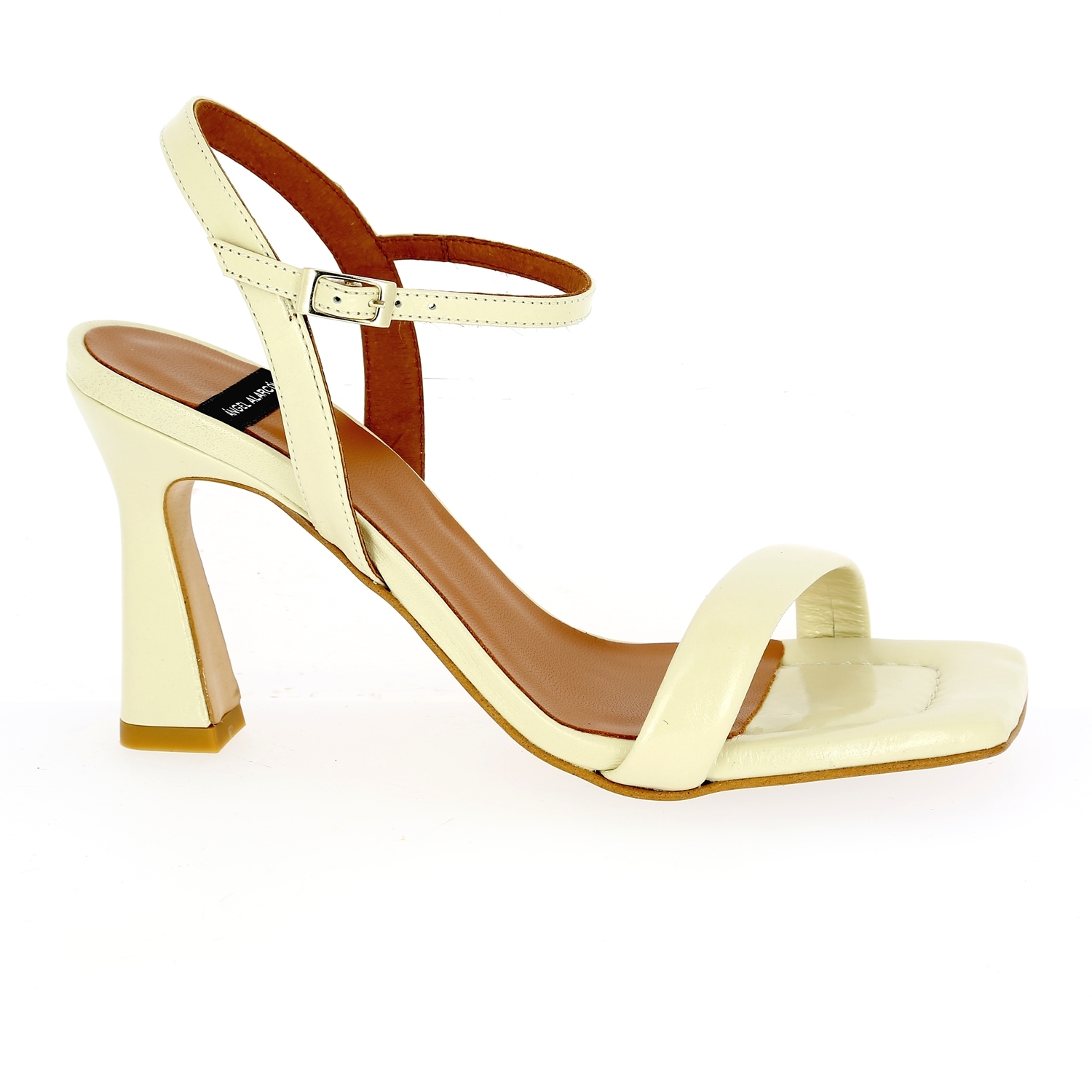 Zoom Angel Alarcon sandalen milk