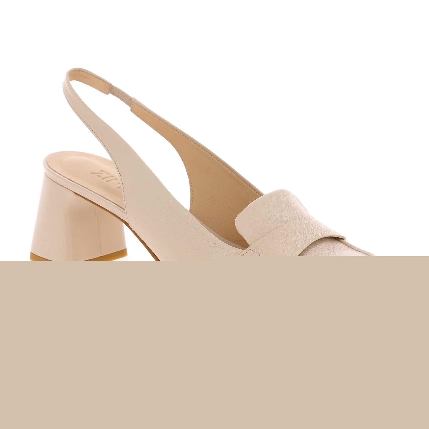 Zoom Zinda pumps beige