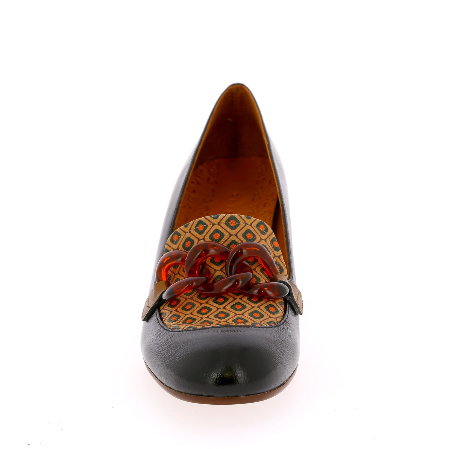Zoom Chie Mihara décolletés