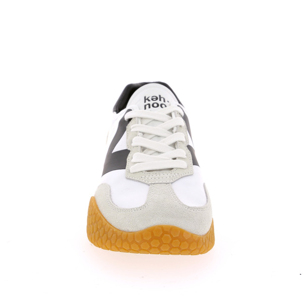 Keh-noo Sneakers