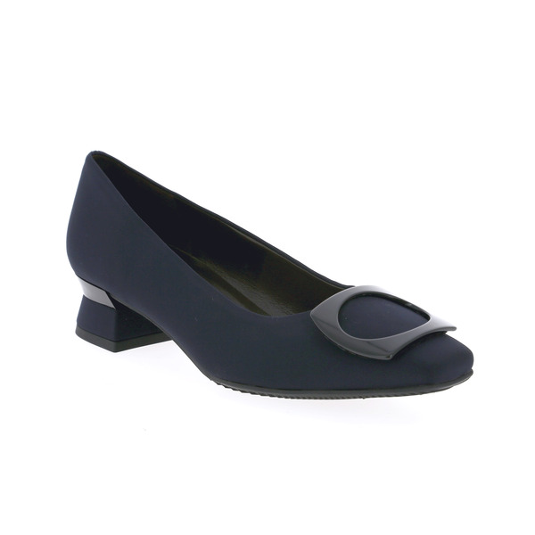 Brunate Pumps