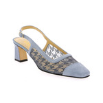 Brunate Pumps