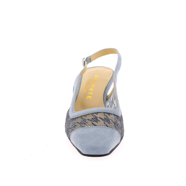 Brunate Pumps