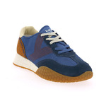 Keh-noo Sneakers