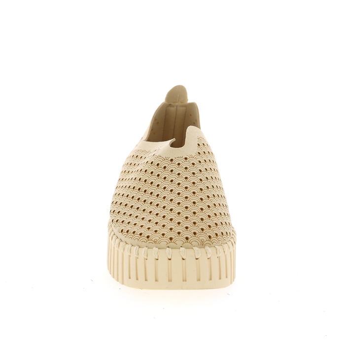 Ilse Jacobsen basket milk