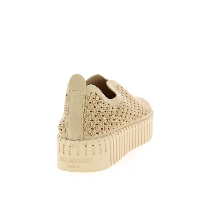 Ilse Jacobsen basket milk