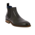 Daniel Kenneth Boots