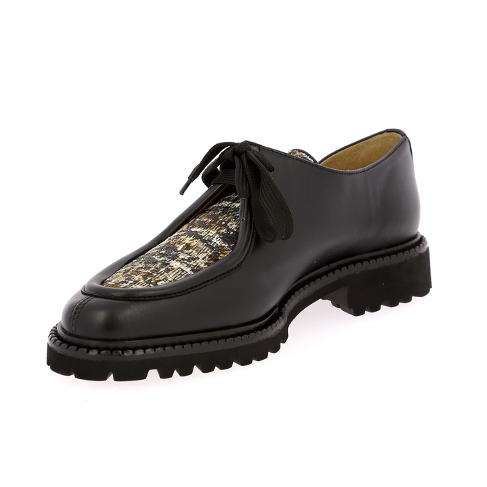 Brunate veterschoenen zwart zwart