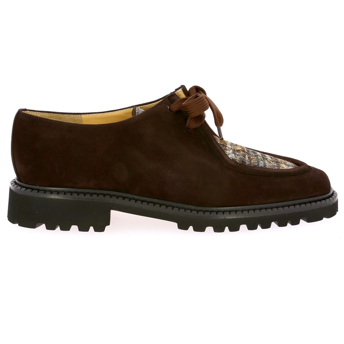 Brunate veterschoenen bruin bruin