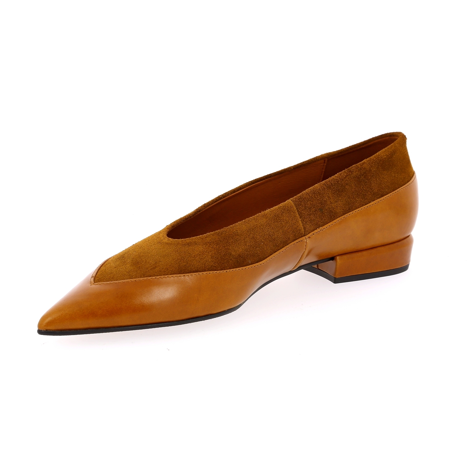 Zoom Angel Alarcon ballerinas cognac