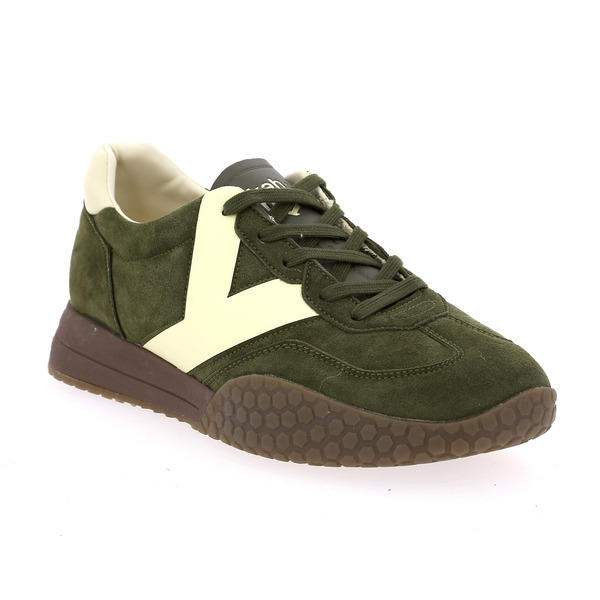 Keh-noo Sneakers
