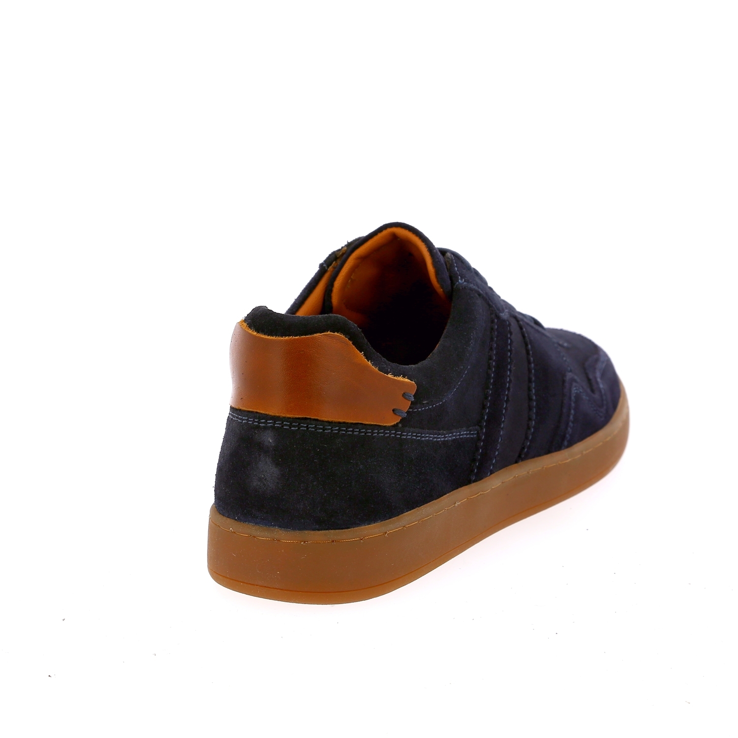 Zoom Daniel Kenneth basket bleu