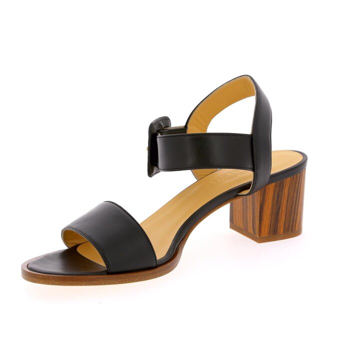 Atelier Content Sandales noir