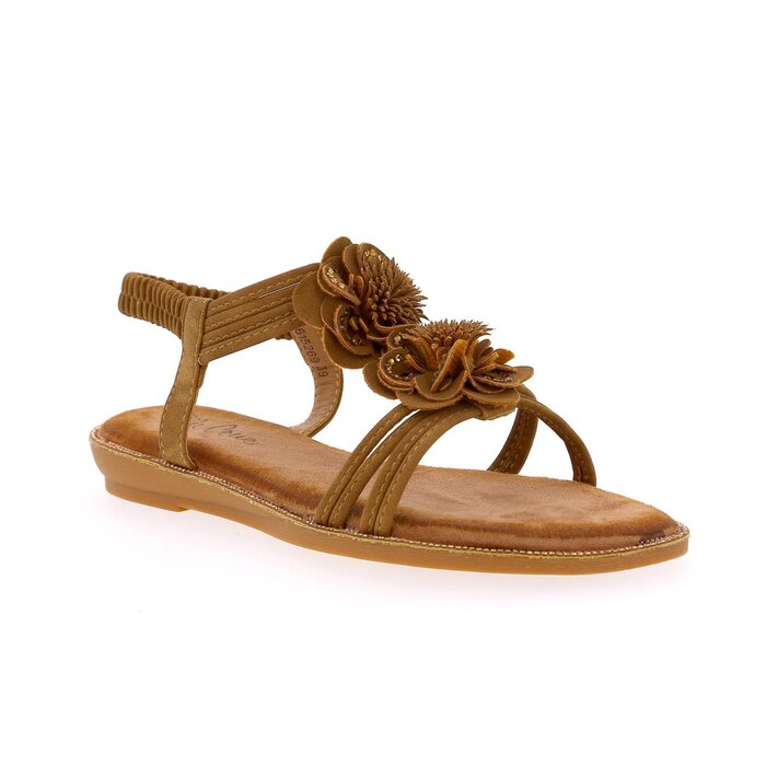 Ella Cruz Sandales camel