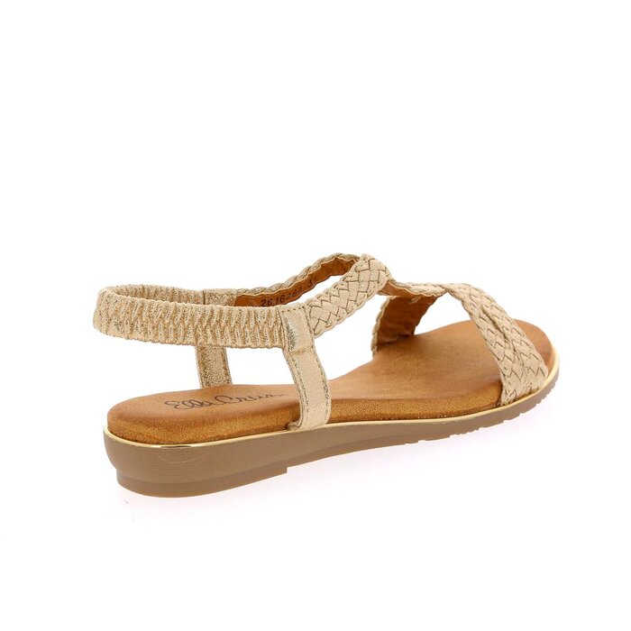 Ella Cruz Sandales or