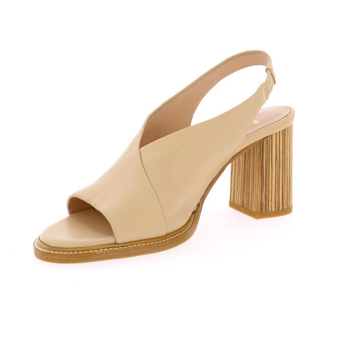 Sandalen Zinda beige