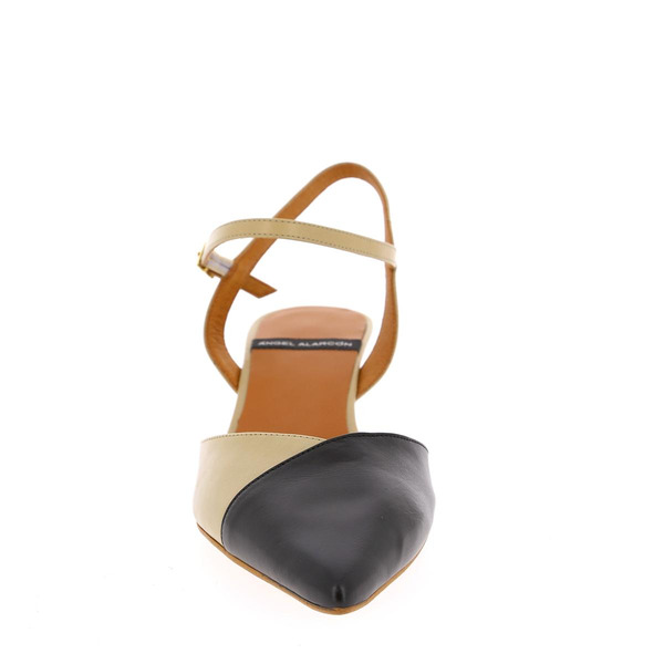 Angel Alarcon Pumps