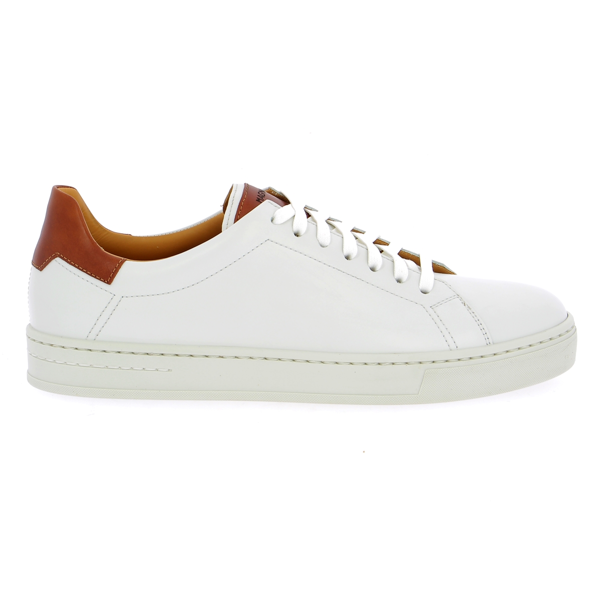 Magnanni Sneakers wit